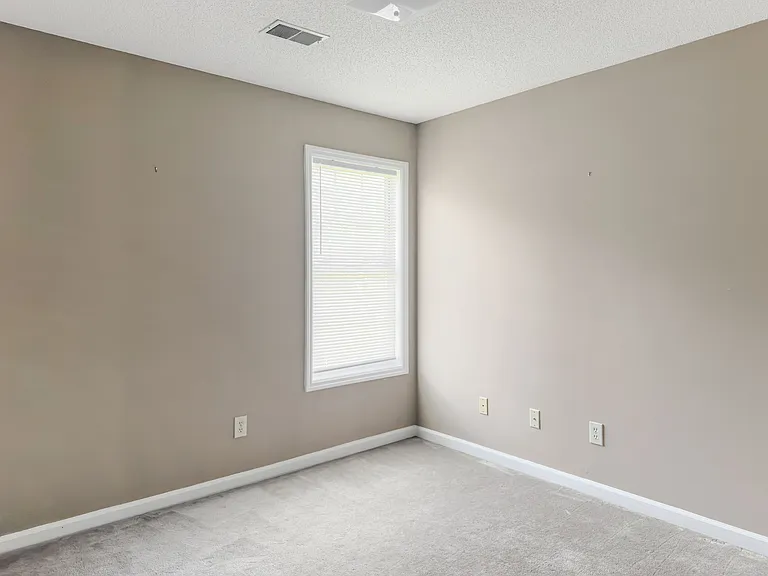108 Heron Ln — Photo 31