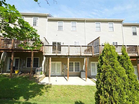 2nd image of 2319 Kendall Ln