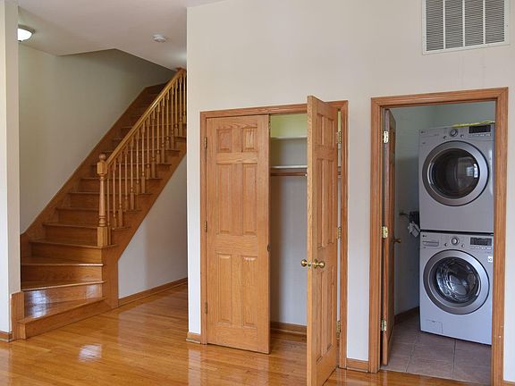 5th image of 3001 N Lincoln Ave #3