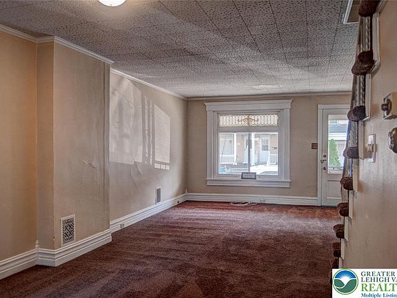 3rd image of 217 N West St