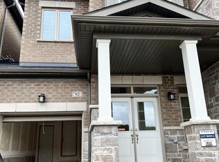 92 Ogston Cres, Whitby, ON L1P0H3