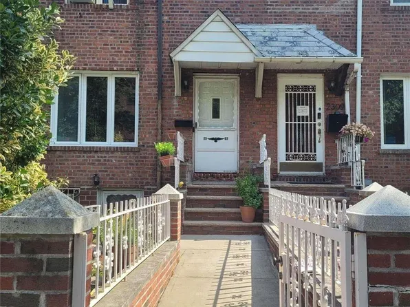 23-07 33rd Road, Long Island City, NY 11106