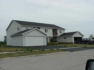 4414 Soda Creek Rd APT A, Oshkosh, WI 54901