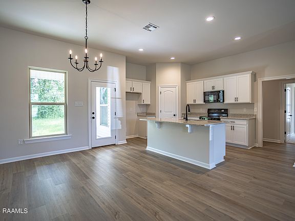 3rd image of 210 Cainwood Ct