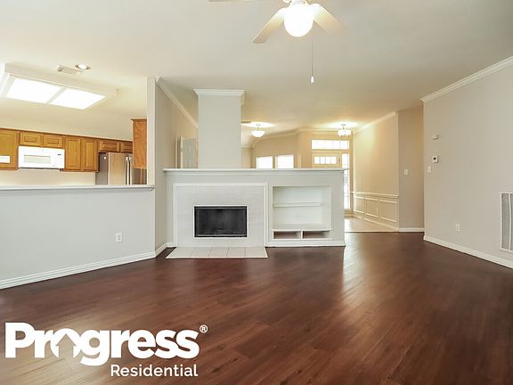 3rd image of 13827 Aspen Knoll Ct