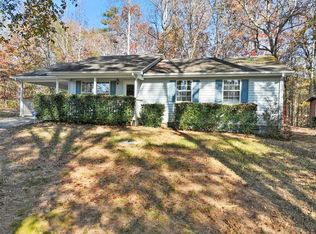 3536 Lakeview Dr, Gainesville, GA 30501