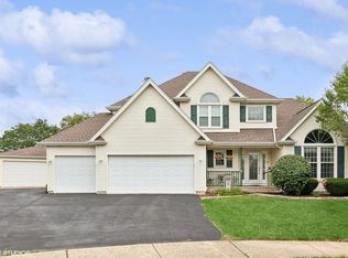 5 Pheasant Chase Ct, Bolingbrook, IL 60490