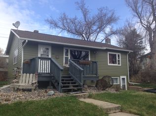 1214 W Water St, Lewistown, MT 59457