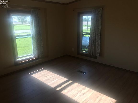 5th image of 633 N County Road 198