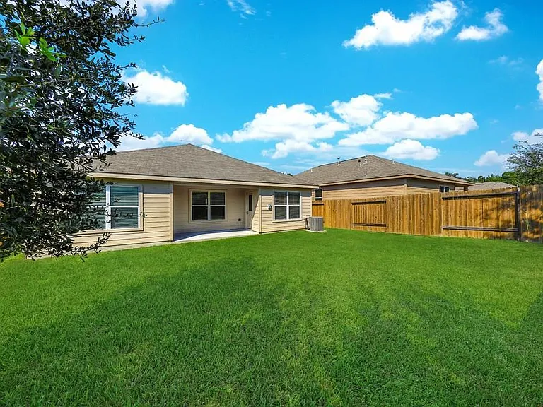 315 Pine Mist Ln — Photo 24