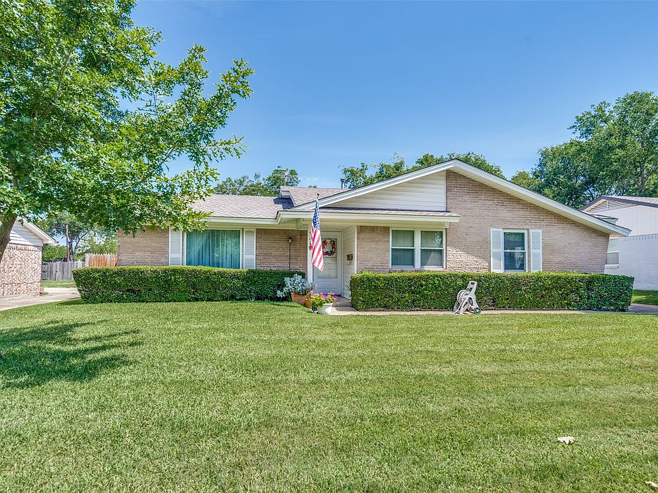 1st image of 722 Westover Dr