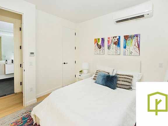 3rd image of 1875 Atlantic Ave #9T
