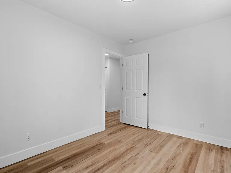 4376 Curundu Ave — Photo 13