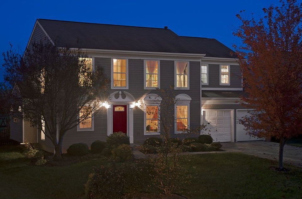 954 Hampton Court