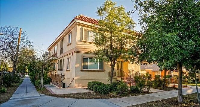 1st image of 434 E Cedar Ave Unit 103