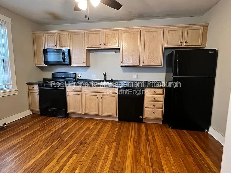 5735 Phillips Ave #1 — Photo 1