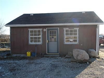 2nd image of 27049 Miles Rd