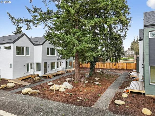 7224 NE Going St, Portland, OR 97218