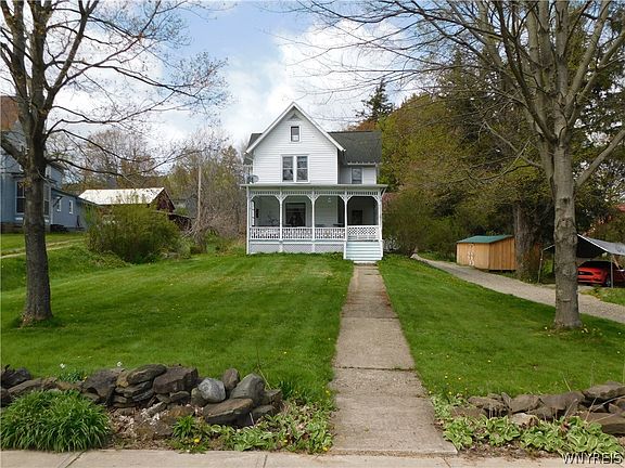 2nd image of 7 Vorhis St