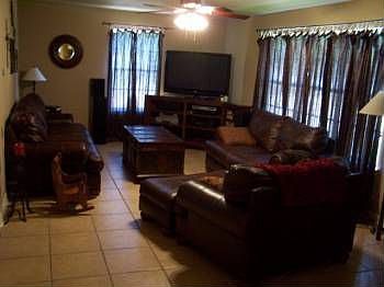 4th image of 102 Hilltop Dr