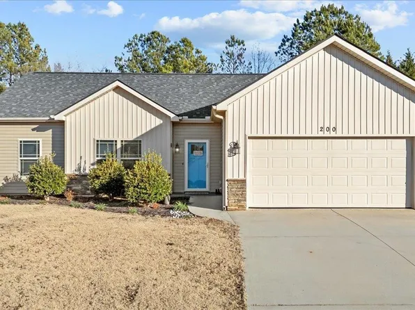 200 Dream Ln, Liberty, SC 29657