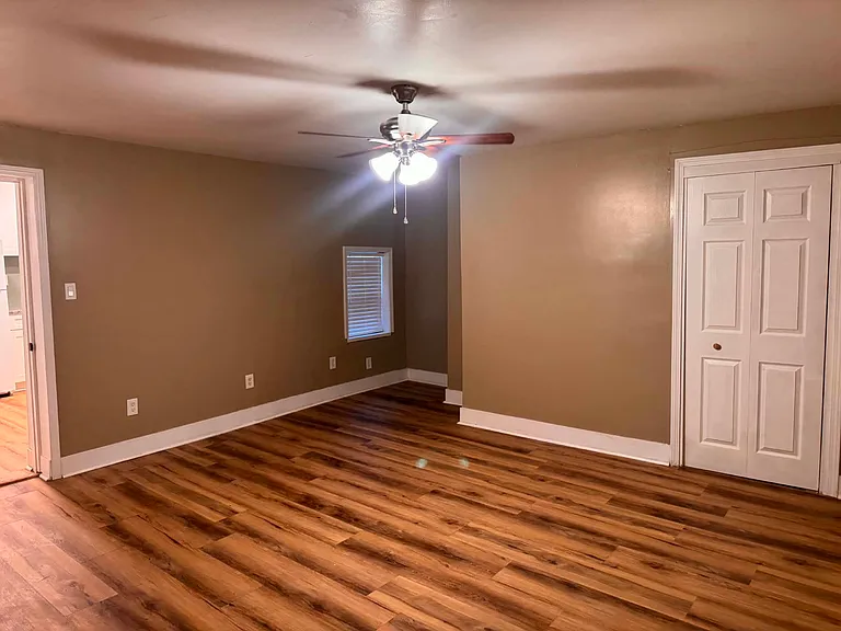 437 W Main St #2 — Photo 13