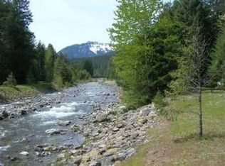 187 Crescent Beach Dr, Packwood, WA 98361