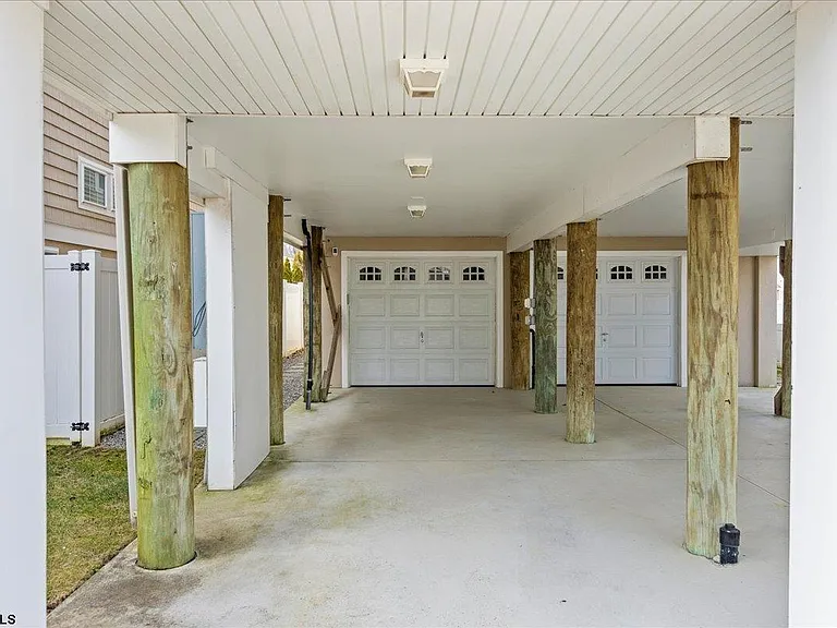 16 S Decatur Ave #9/15-10/31 — Photo 37