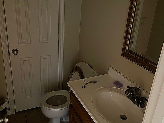 2nd image of 8699 County Road 3111 N