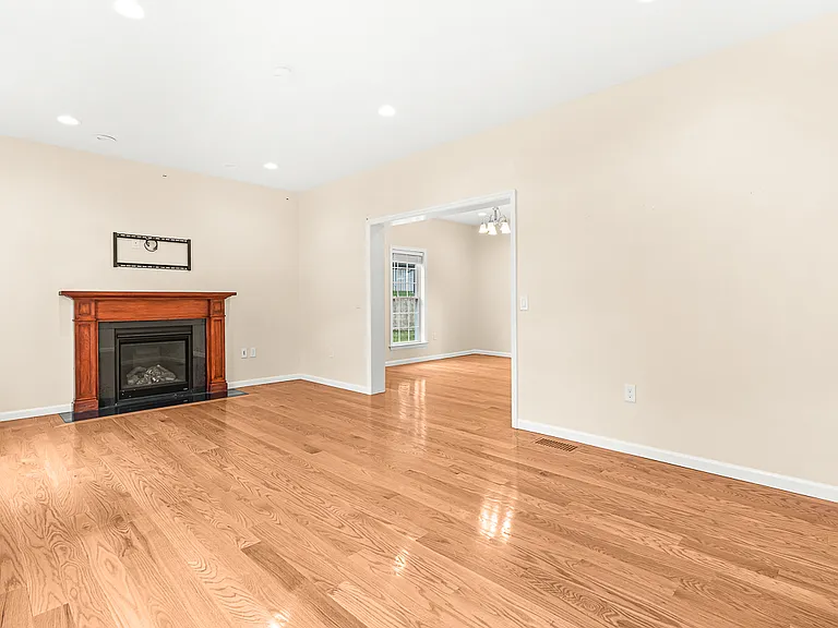 18 Grant Rd — Photo 13