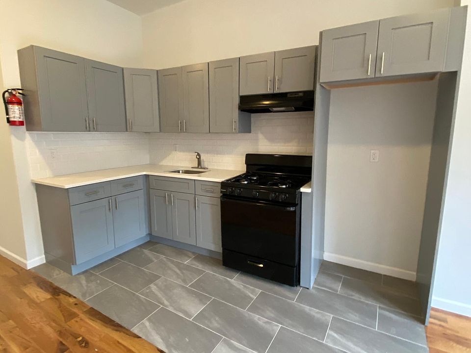 2nd image of 21 Greenville Ave #1-3