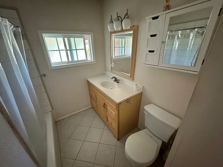 6624 Rhea Ave — Photo 6