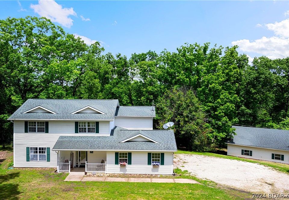 1st image of 221 Wildwood Dr