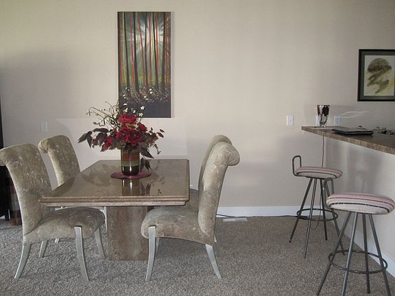 3rd image of 10094 Crossroads Circle Se