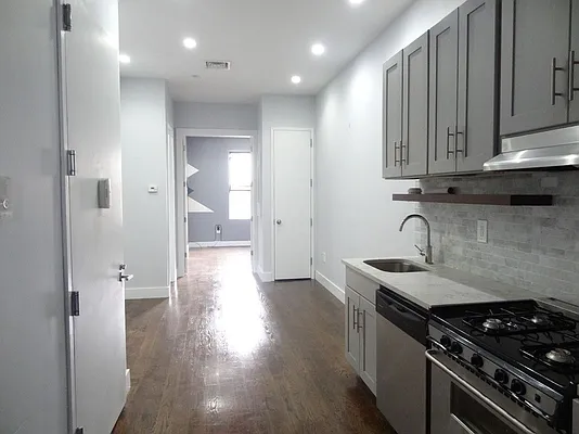 Rented by Miron Realty Group | media 46