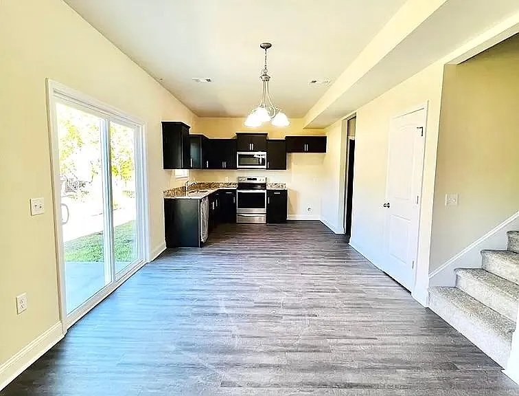 719 Mill Creek Cir #719 — Photo 7