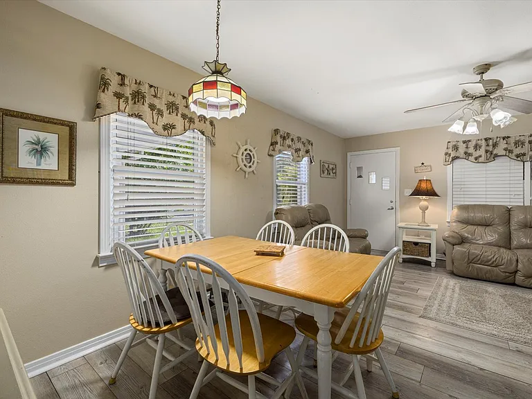 1220 Rhodes Ave — Photo 8