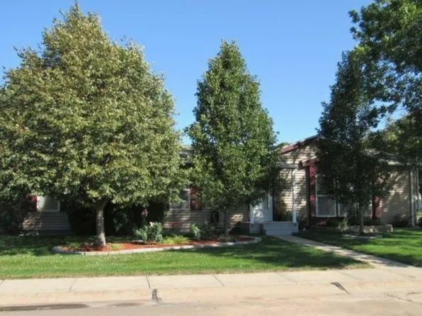1301 Bridle Ln, North Platte, NE 69101
