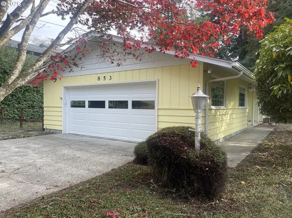 853 Clark St, North Bend, OR 97459