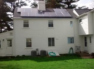 136 Birchtree Dr, Westwood, MA 02090