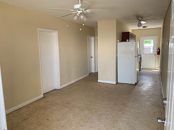 3rd image of 1540 NW 1st Pl APT 1