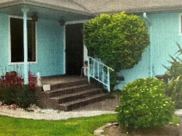 135 S Sanderson Way, Fort Bragg, CA 95437