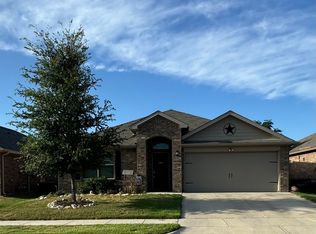 832 Rutherford Dr, Crowley, TX 76036