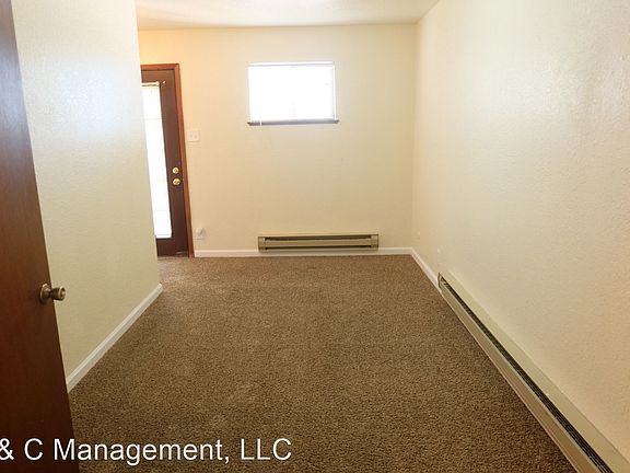 3rd image of 509 Girard Blvd SE #L