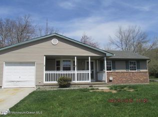 202 Lake Placid Dr, Little Egg Harbor, NJ 08087