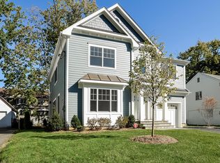 49 Carthage Rd, Scarsdale, NY 10583