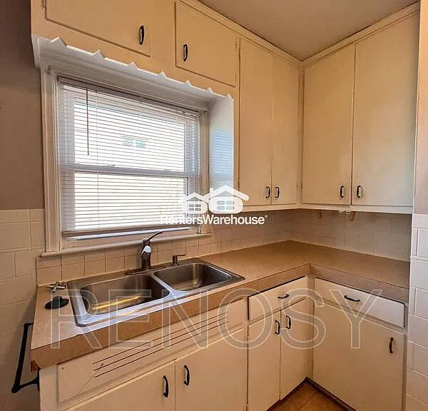 1144 Polk Blvd — Photo 5