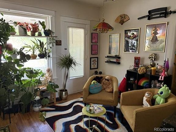 5th image of 1526 Saint Paul Street