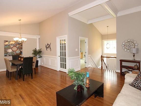 5th image of 4602 Lawn Ct