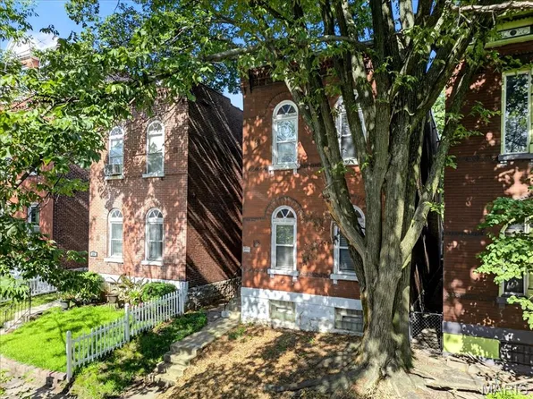 3441 California Ave, Saint Louis, MO 63118